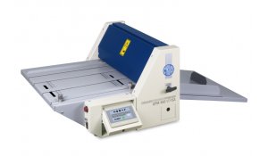 Rýhovací, perforovací a děrovací stroj GPM 450 verSA